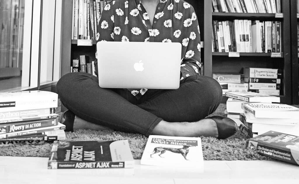 black-african-american-woman-entrepreneur-on-computer-crop